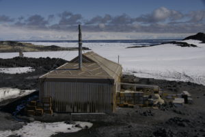 Shackletons Nimrod Hut at Cape Royds